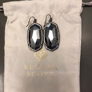 Kendra Scott Ella earrings